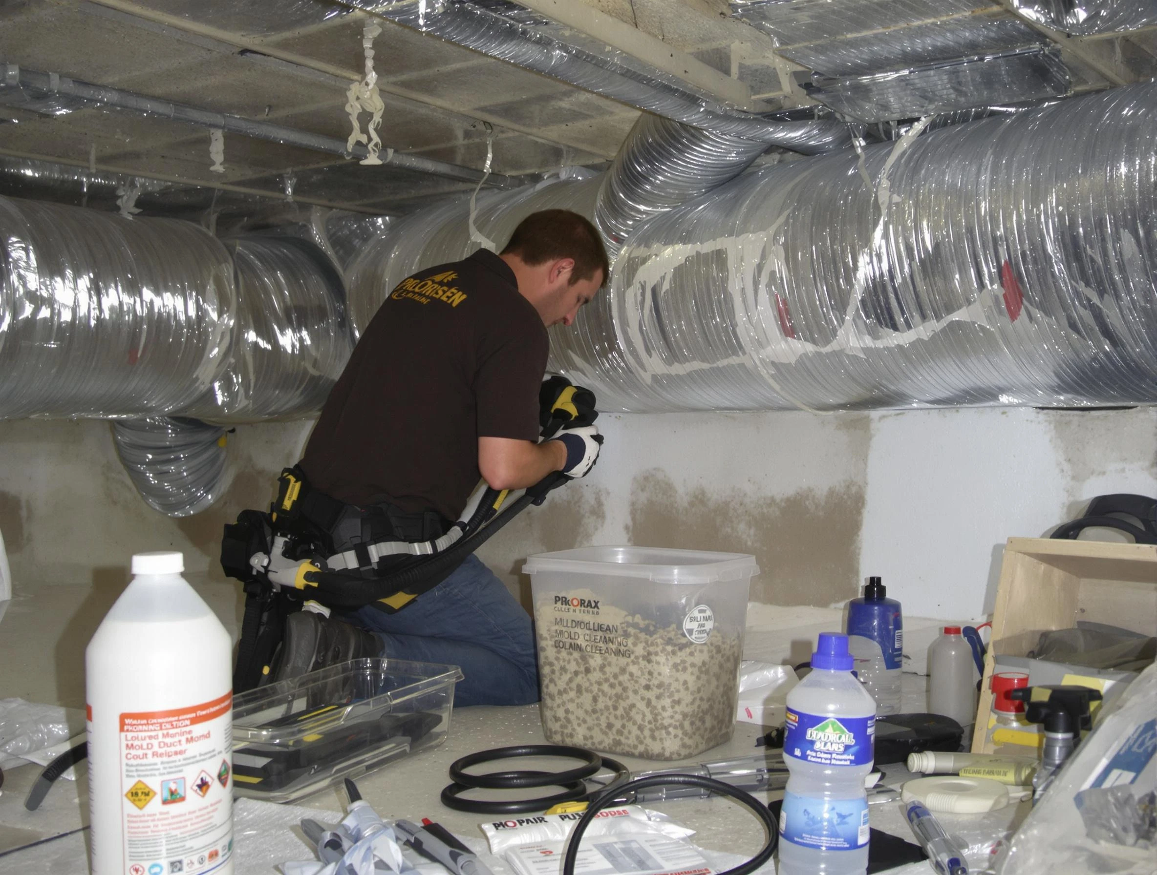 Mechanicsville Air Duct Cleaning specialist performing professional mold removal from air ducts in Mechanicsville